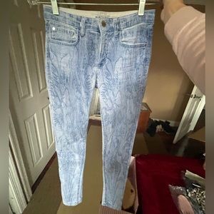 GUESS|Marciano mid rise skinny jeans, size 24, pre-owned